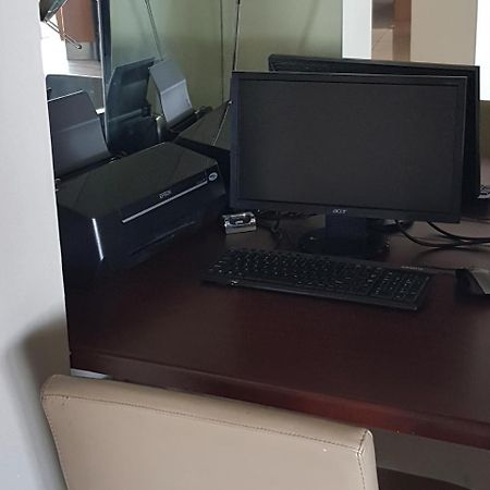 Weom Apartments Sandton Bagian luar foto