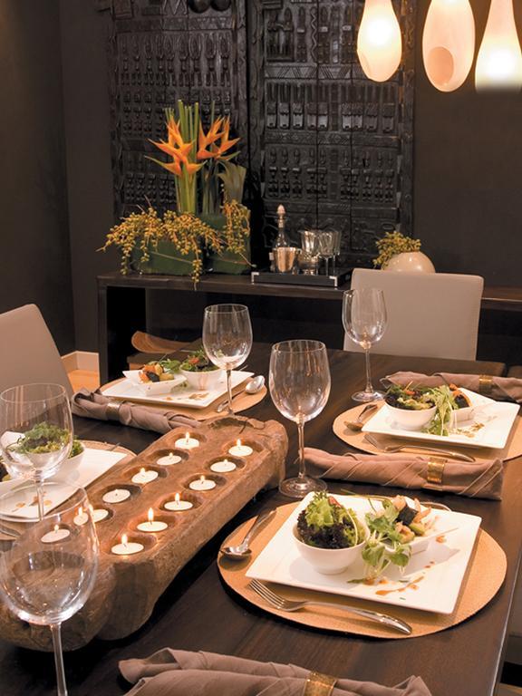 Weom Apartments Sandton Bagian luar foto